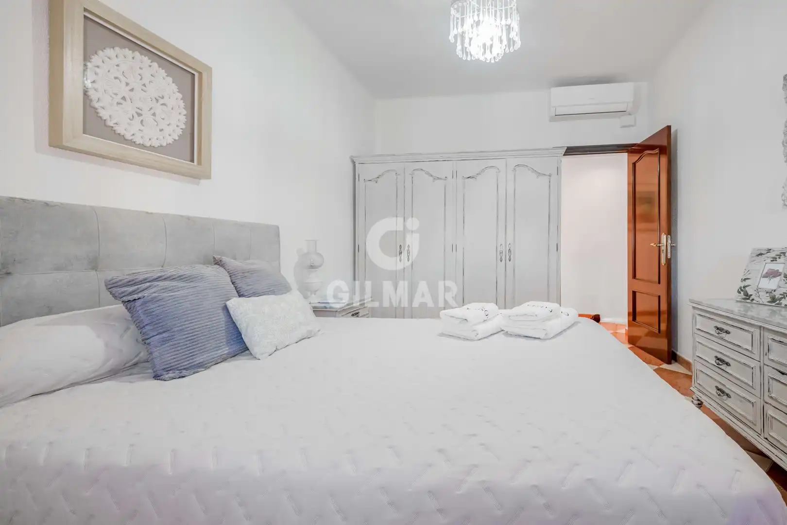 Habitación de Piso en venta en Cádiz con Calefacción