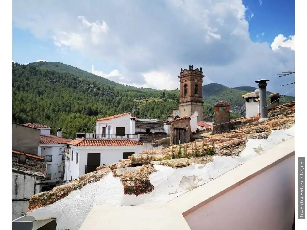 Vista exterior de Casa o xalet en venda en Ludiente amb Terrassa