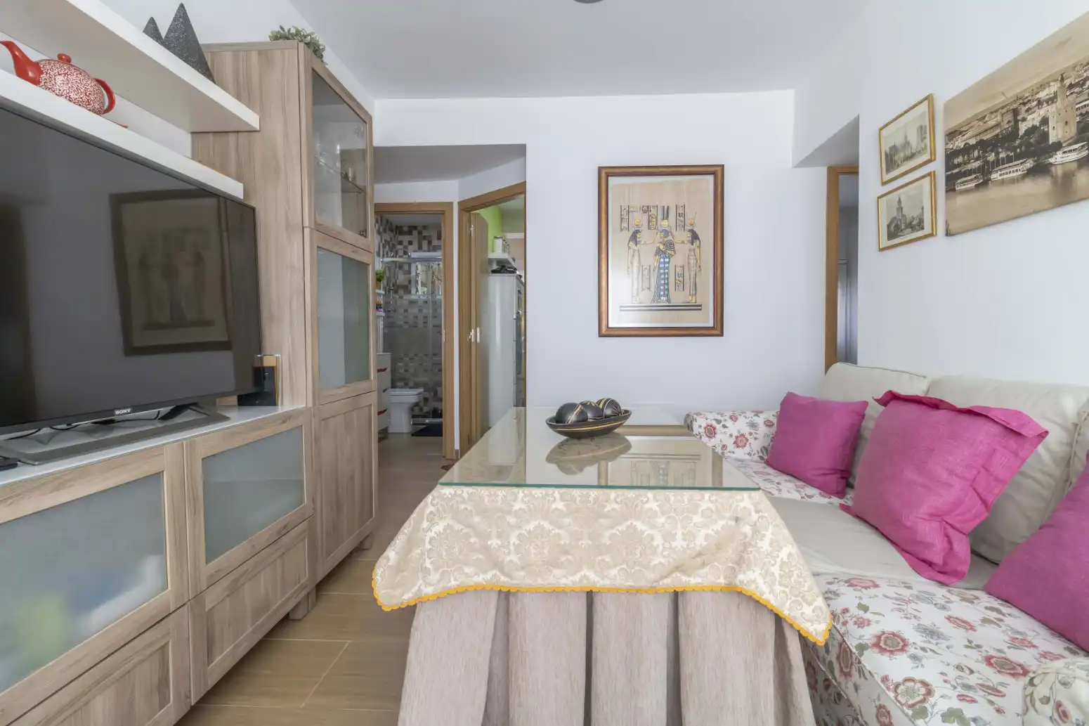 Habitación de Piso en venta en Sevilla con Aire acondicionado y Calefacción