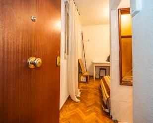 Bedroom of Apartment for sale in  Madrid Capital