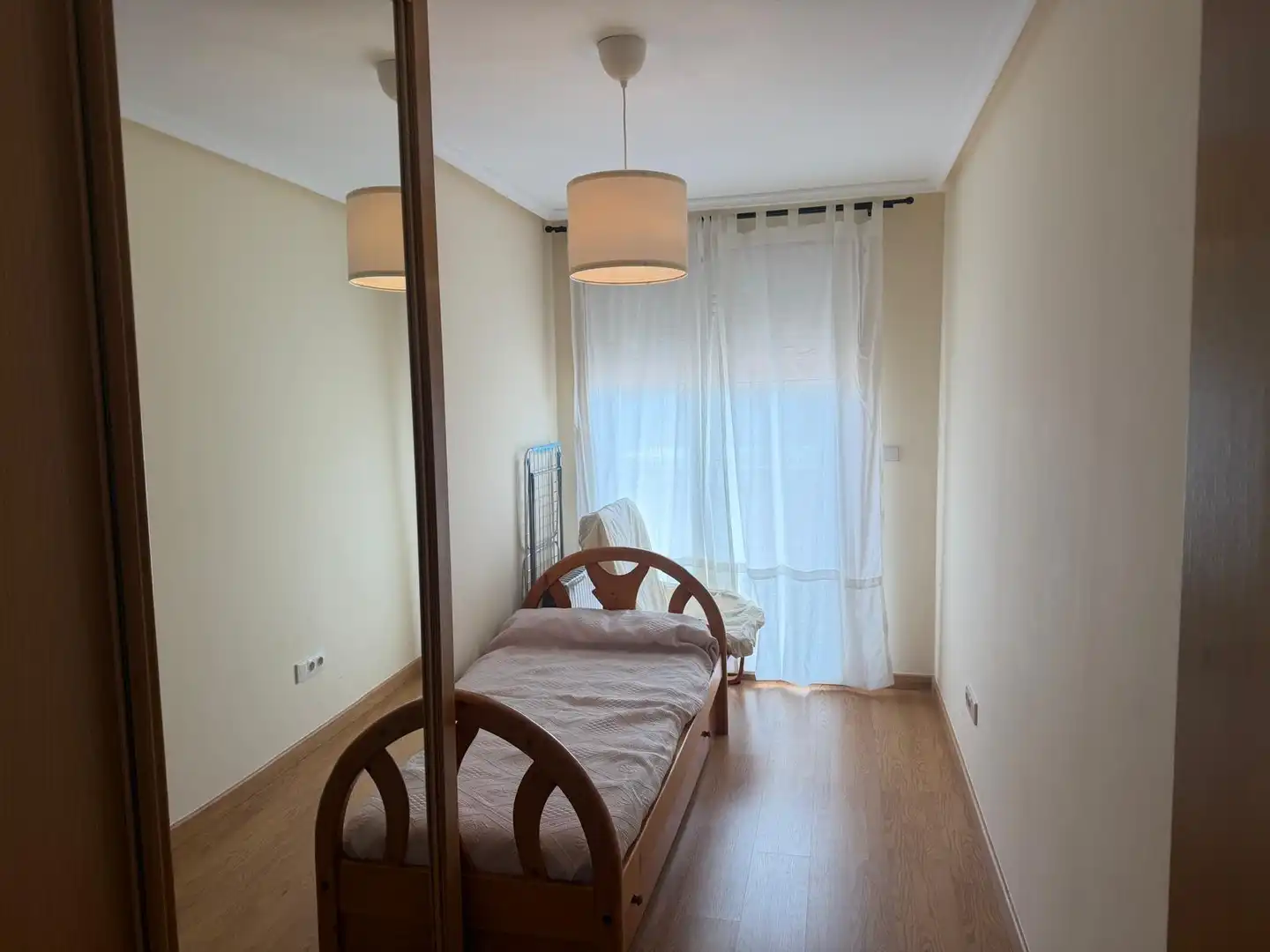 Habitación de Piso de alquiler en Barreiros con Calefacción, Terraza y Amueblado