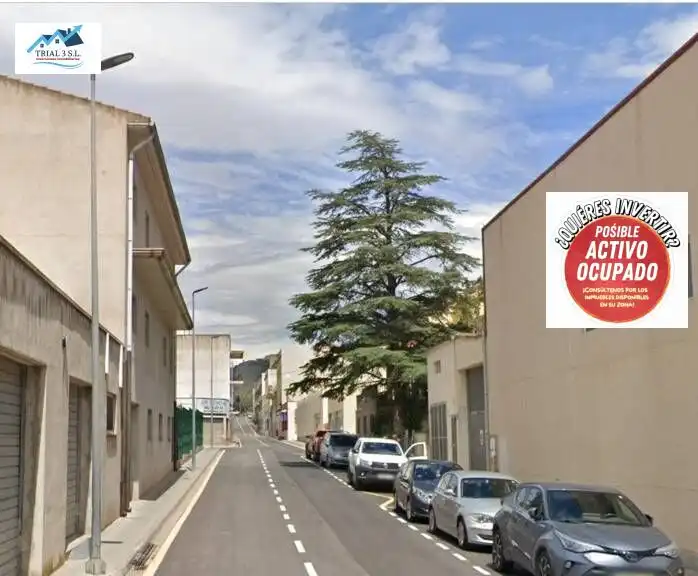 Locale commerciale in vendita a Carrer del Nord