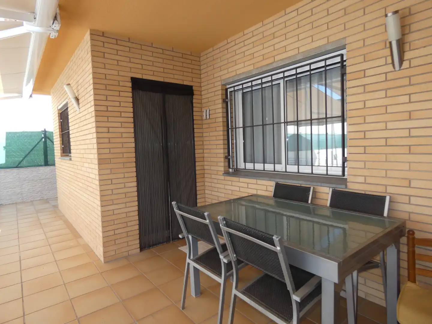 Terrassa de Casa adosada en venda en Porqueres amb Aire condicionat, Calefacció i Jardí privat