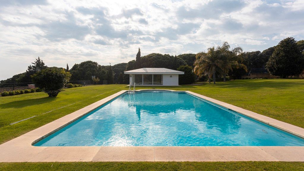 Piscina de Casa o xalet en venda en Sant Vicenç de Montalt amb Jardí privat, Terrassa i Piscina