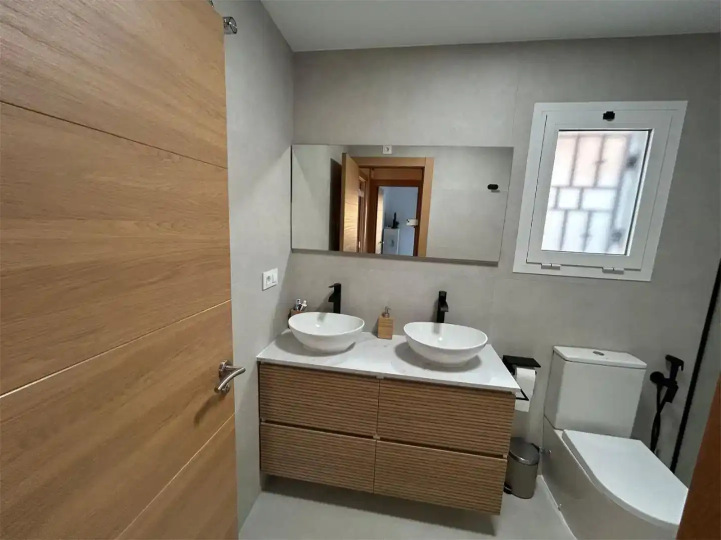 Bany de Pis en venda en Pilar de la Horadada amb Aire condicionat, Piscina i Balcó