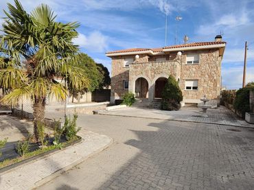 Villa avec piscine à vendre à Calzada de Valdunciel