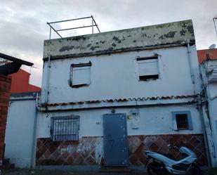 Exterior view of House or chalet for sale in Algeciras