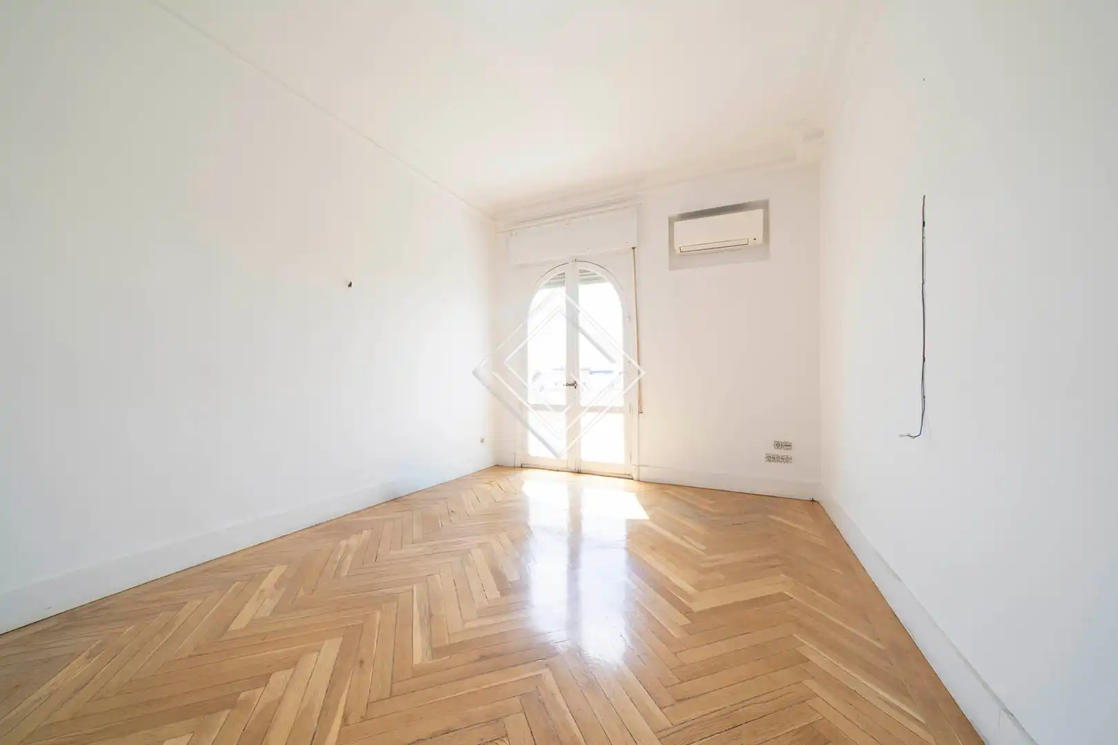 Bedroom of Office for sale in Madrid