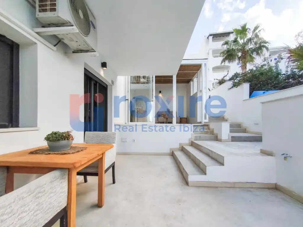 Vista exterior de Estudio en venta en Sant Josep de sa Talaia con Aire acondicionado, Terraza y Piscina