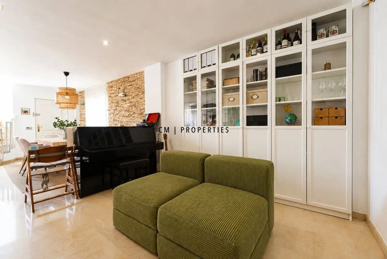 Living room of Houses for sale in Moncada  with Air Conditioner, Heating and Terrace