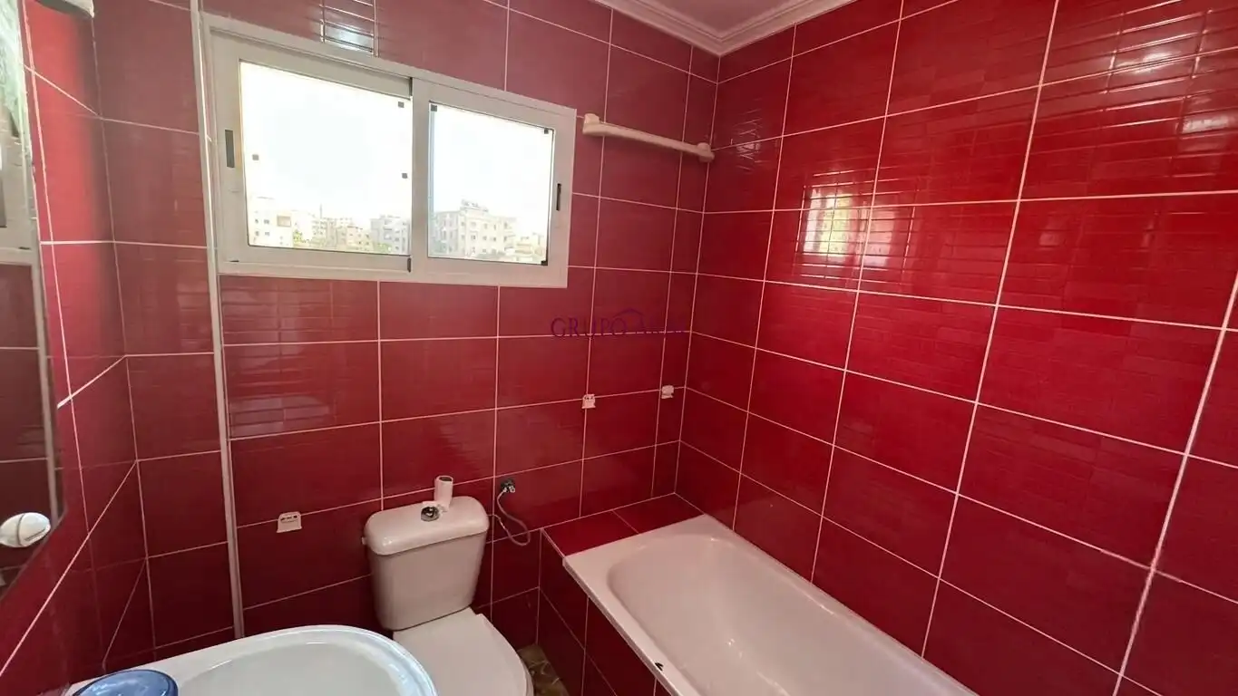 Baño de Piso en venta en Alicante / Alacant con Balcón