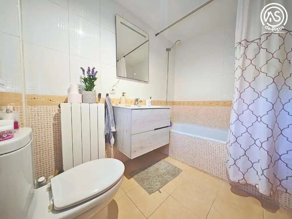 Casa aparellada amb jardí en venda a Calle Don Quijote de la Mancha 19, imagen 34