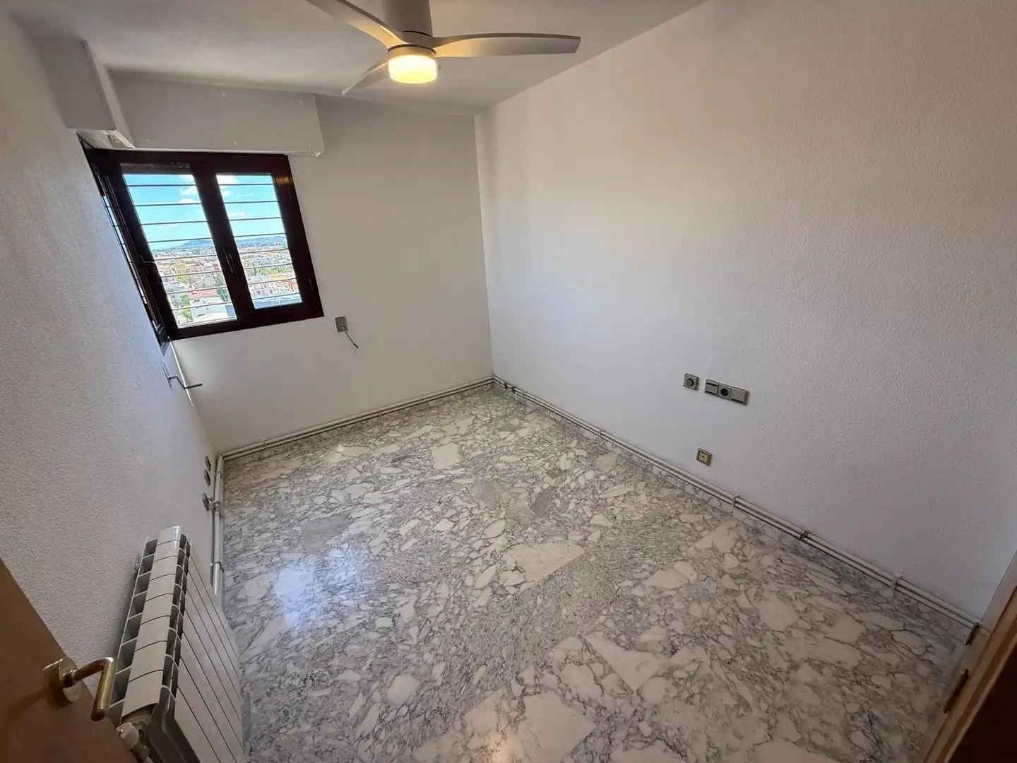 Piso de alquiler en Murcia con Aire acondicionado, Calefacción y Jardín privado
