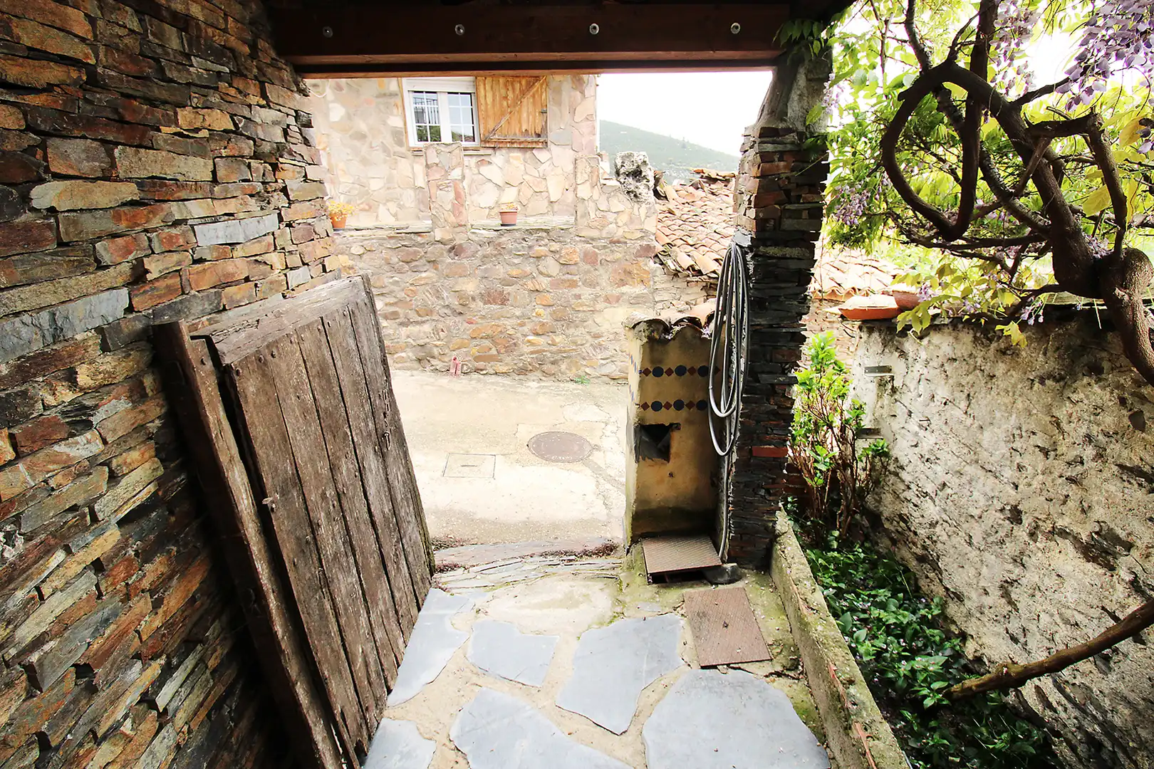Casa adosada en venta en El Atazar con Calefacción, Terraza y Trastero