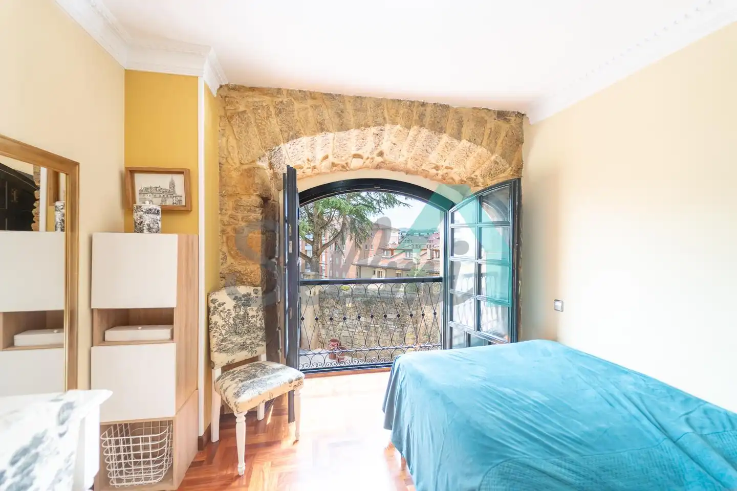 Balcony of Study for rent in Oviedo   with Heating, Parquet flooring and Furnished