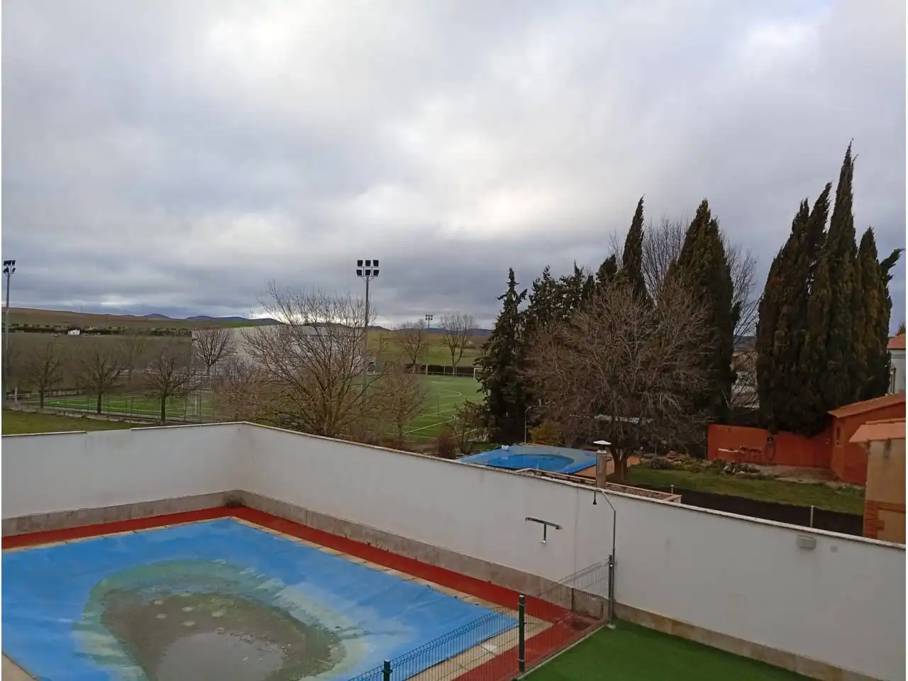 Piscina de Dúplex en venta en Ciudad Real con Aire acondicionado, Terraza y Trastero