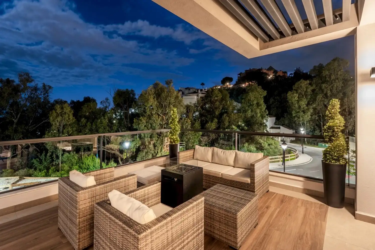 Ático con terraza en venta en Nueva Andalucía, imagen 3
