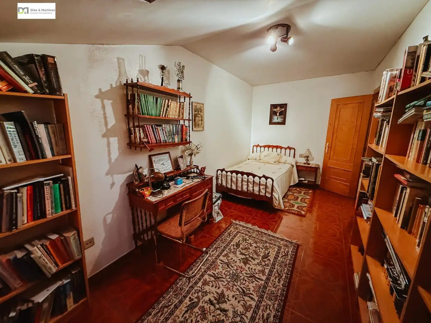 Bedroom of Houses for sale in Cacabelos  with Parquet flooring