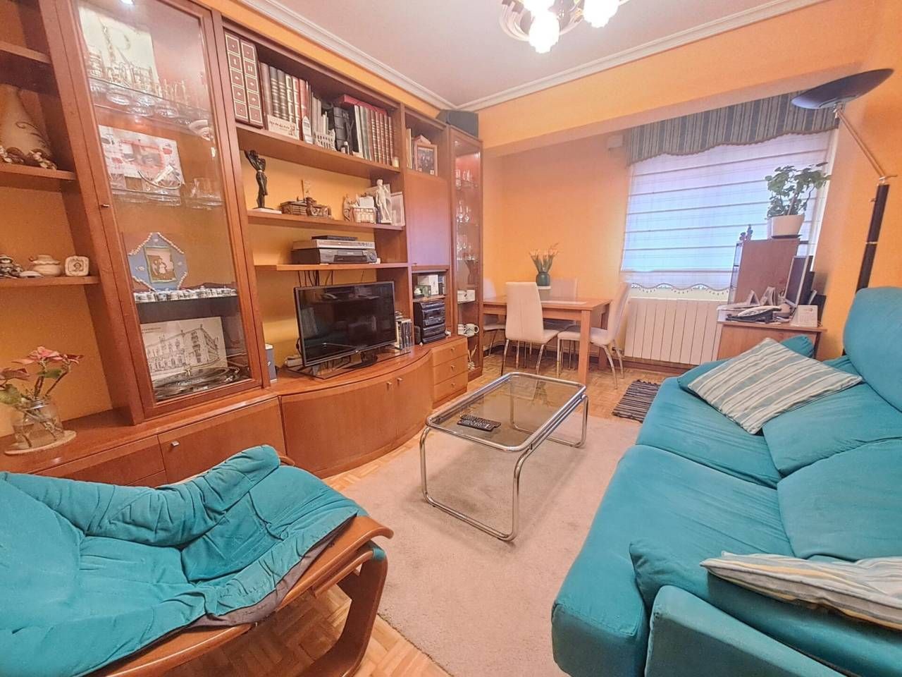 Living room of Flat for sale in Burgos Capital  with Heating and Terrace