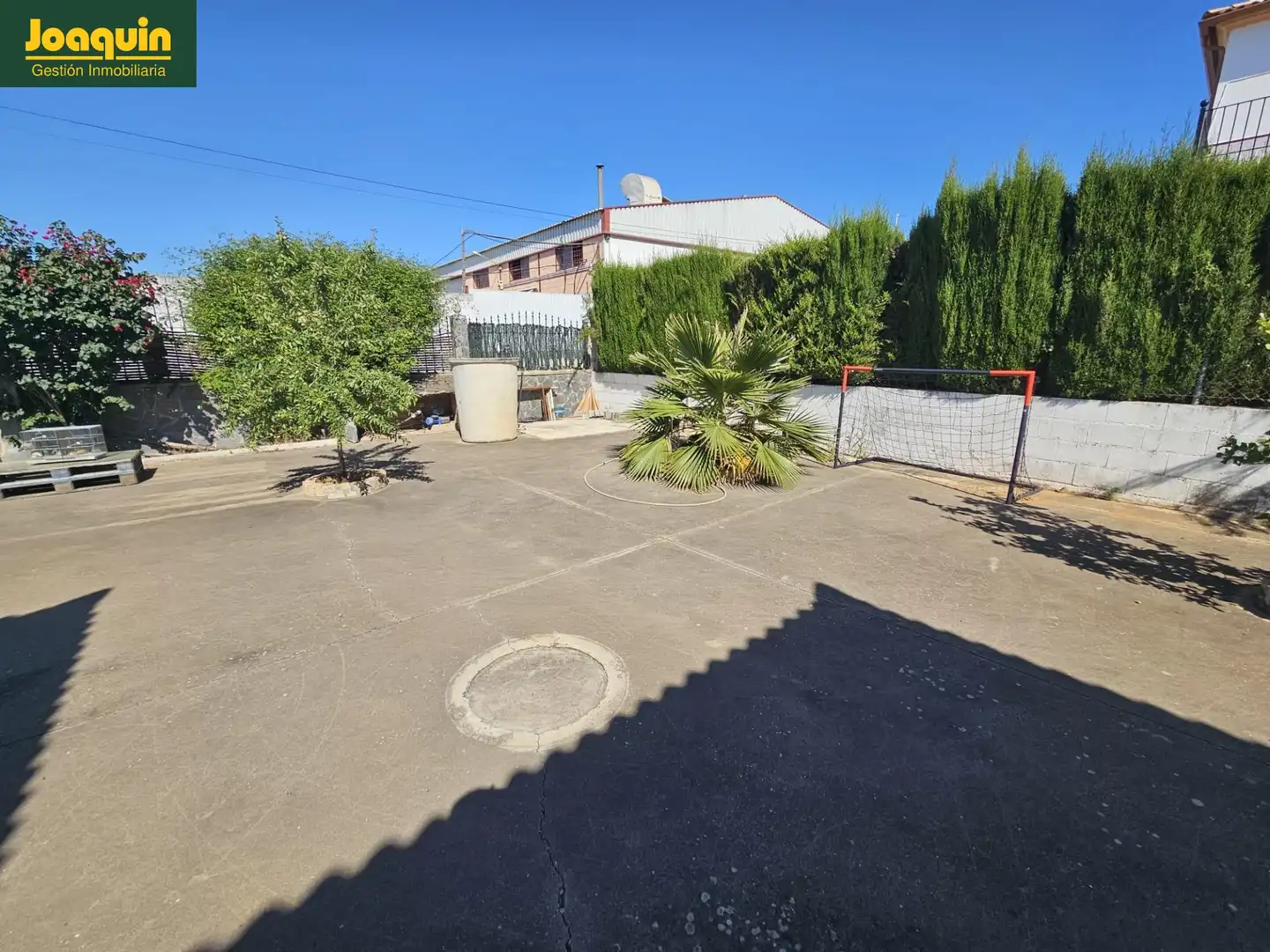 Jardí de Casa o xalet en venda en Córdoba amb Aire condicionat, Traster i Piscina