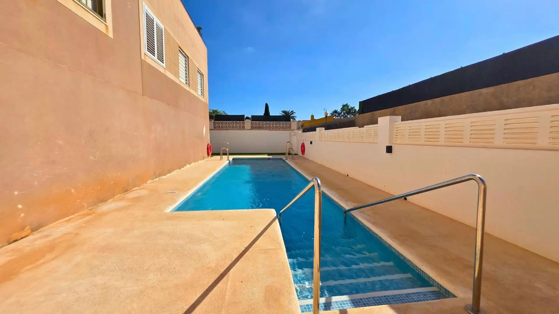 Appartamento con piscina in vendita a Calle MAR BALTICO(U) 6, imagen 4