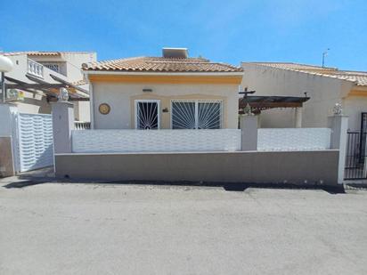 Vista exterior de Casa o xalet en venda en Rojales amb Terrassa i Piscina