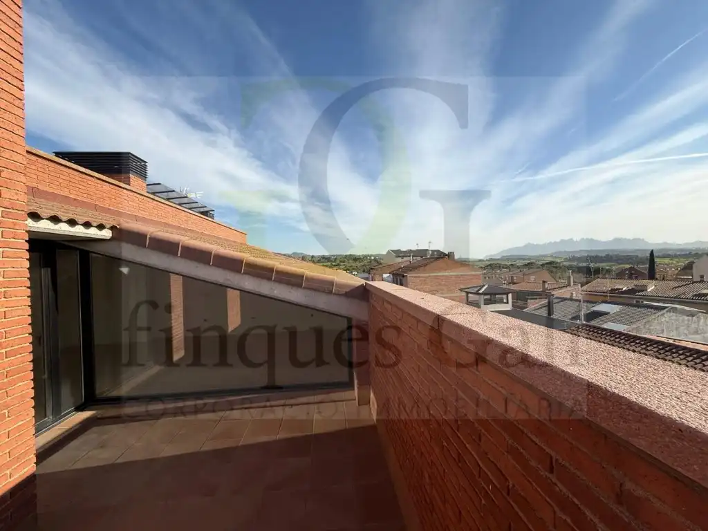 Duplex with lift for sale in Carrer Doctor Lluís Castells 3
