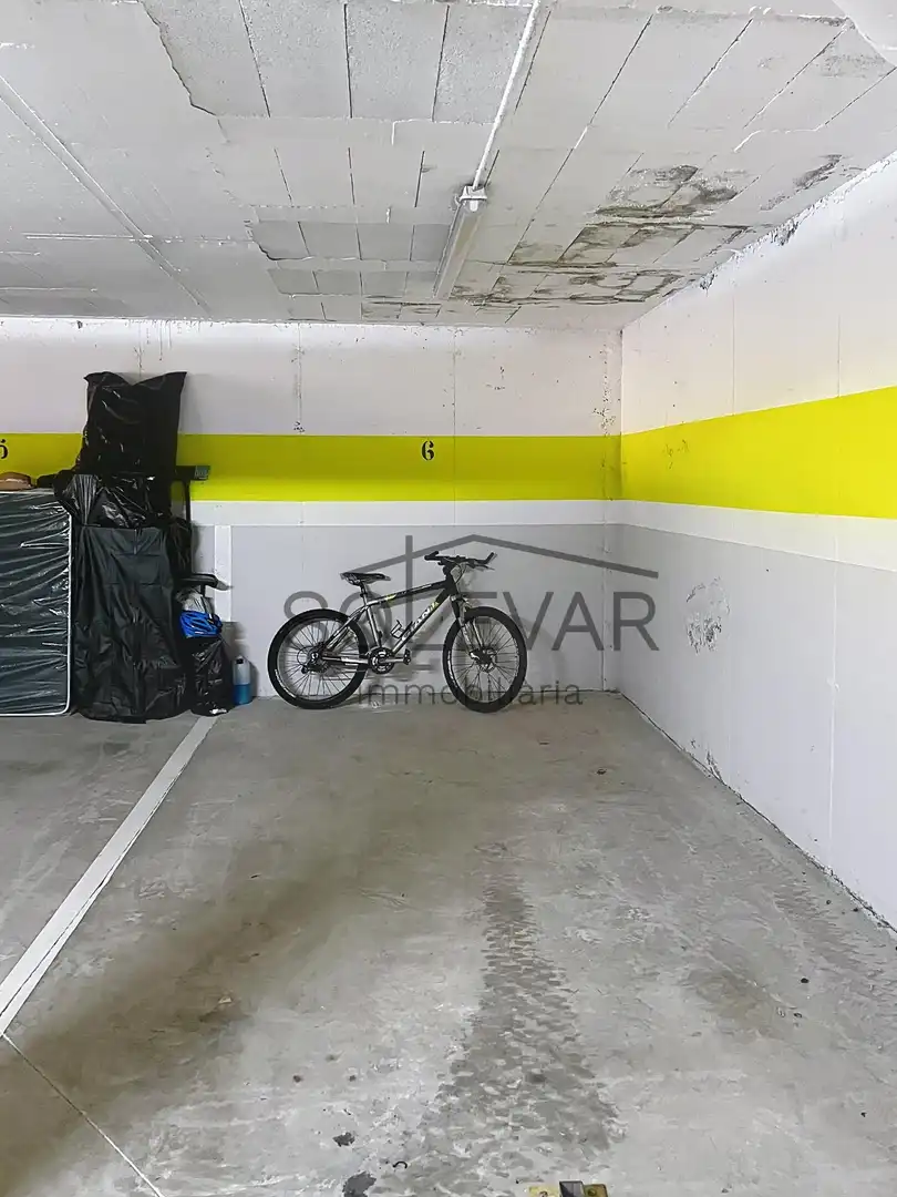Parkplatz von Wohnung zum Verkauf in La Pobla de Segur mit Klimaanlage, Heizung und Parkett
