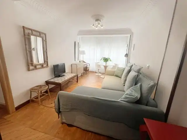 Living room of Flat for rent in Santander  with Heating, Parquet flooring and Furnished