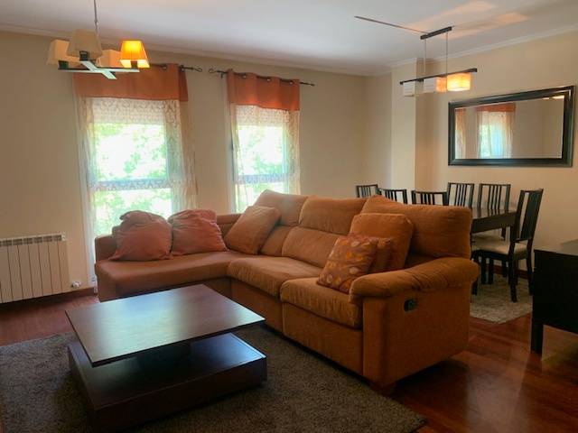 Piso en Alquiler en A Malata - Catabois - Ciudad Jardín