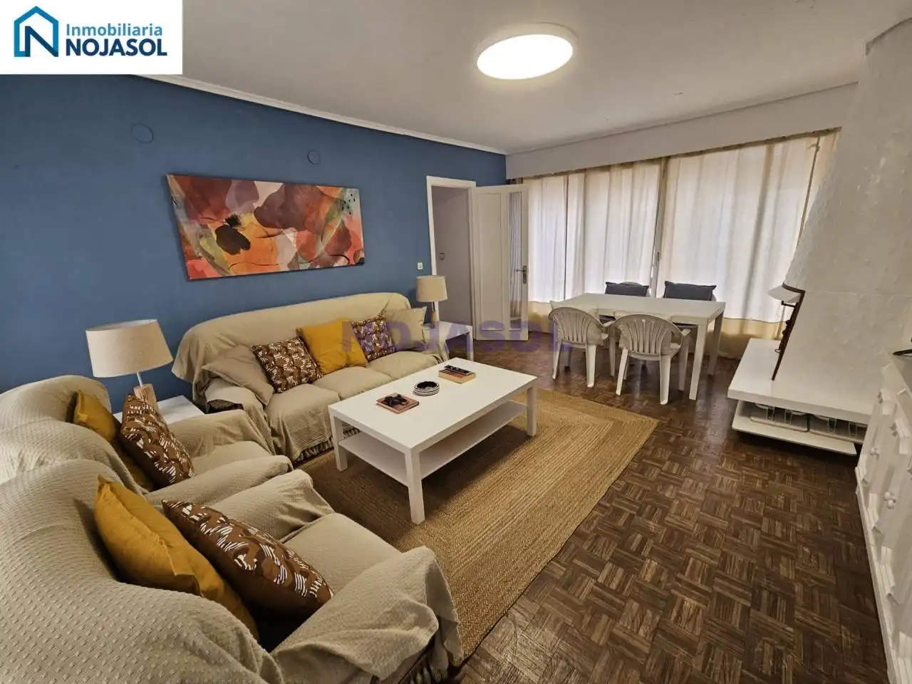 Sala de estar de Apartamento en venta en Laredo con Calefacción, Parquet y Terraza
