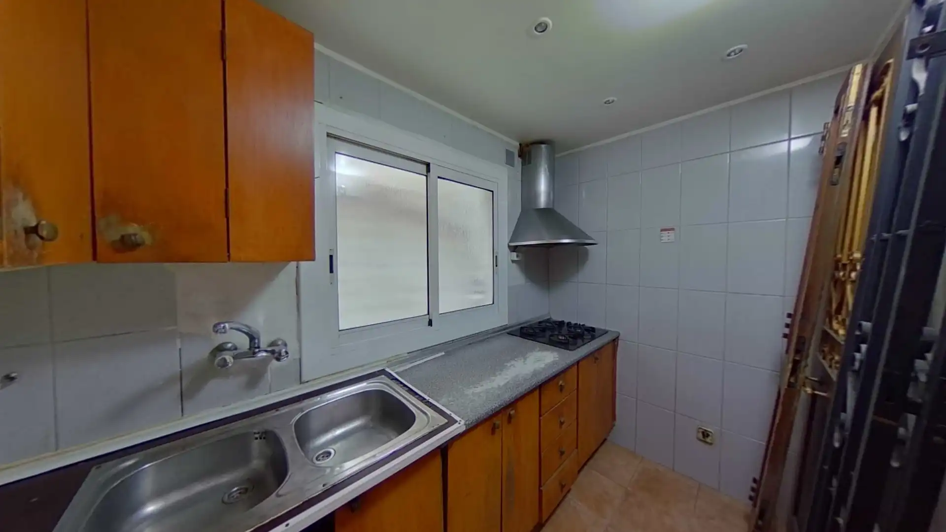 Kitchen of Flat for sale in Pallejà  with Terrace
