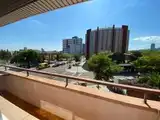 Vista exterior de Pis en venda en Barcelona amb Aire condicionat, Calefacció i Jardí privat