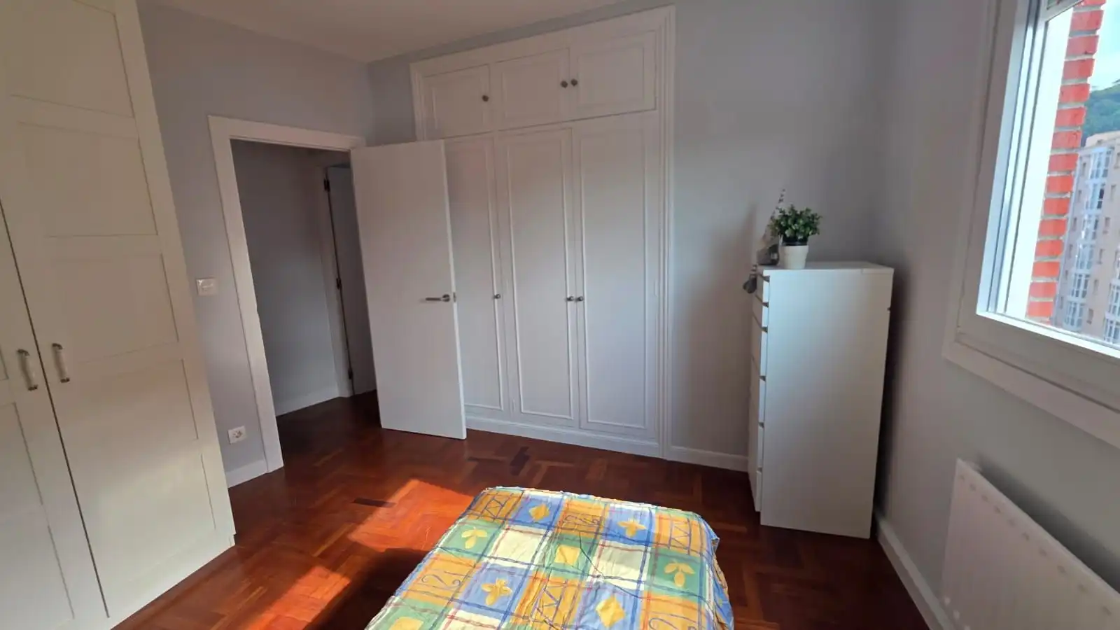 Dormitori de Pis en venda en Castro-Urdiales amb Calefacció i Terrassa