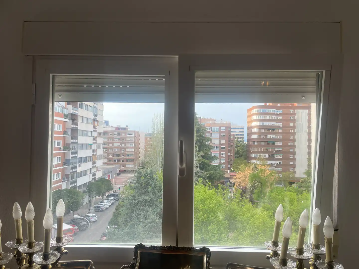 Vista exterior de Piso en venta en Madrid con Calefacción, Parquet y Balcón
