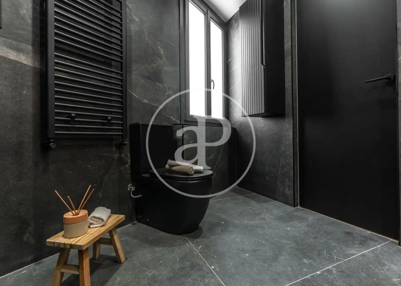 Baño de Piso en venta en Madrid con Aire acondicionado y Calefacción