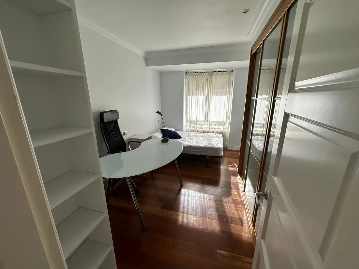 Bedroom of Flat for rent in Madrid  with Air Conditioner, Heating and Parquet flooring