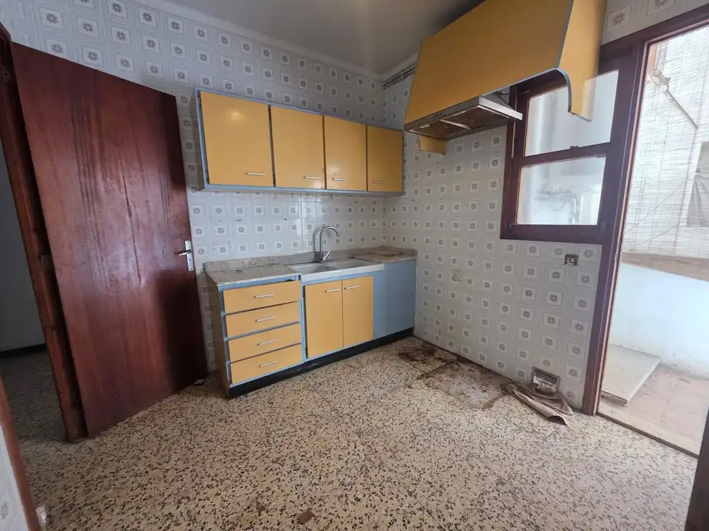Cuina de Pis en venda en Llucmajor amb Terrassa, Balcó i Internet