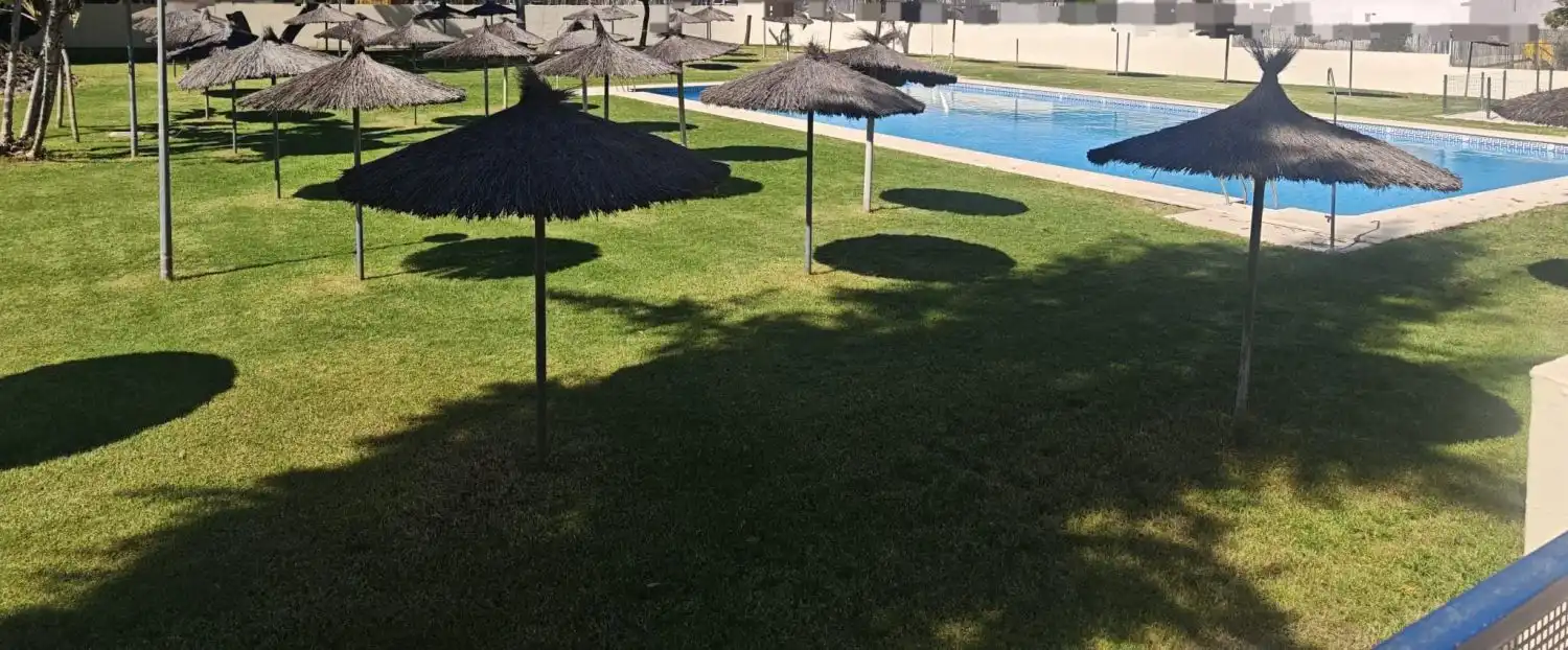 Piscina de Pis en venda en Alcalá de Guadaira amb Aire condicionat i Terrassa