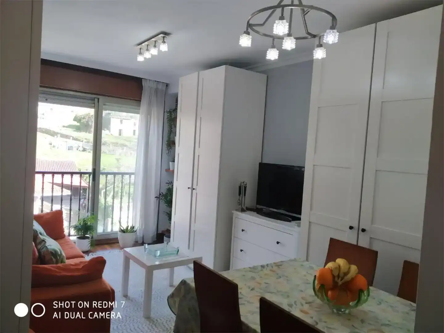 Living room of Study for sale in Gondomar  with Parquet flooring and Storage room