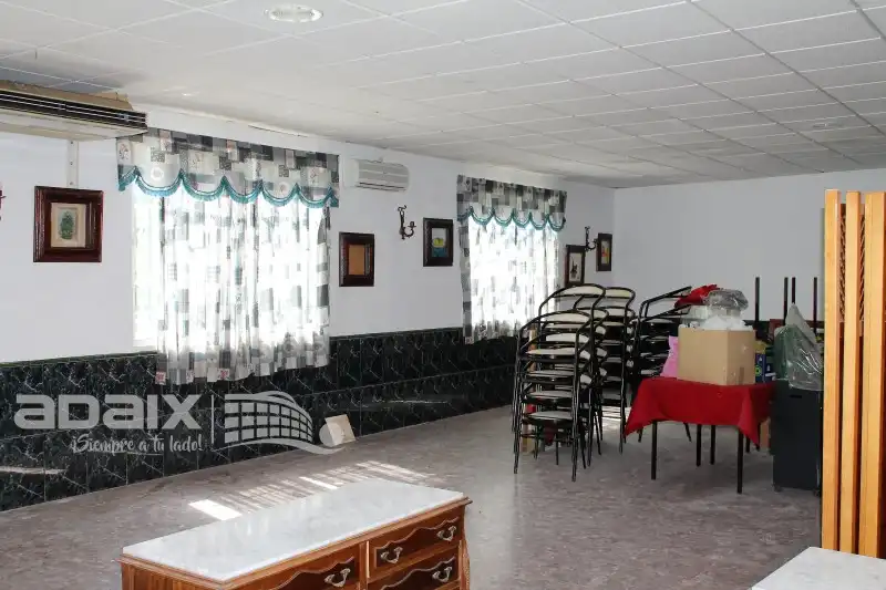 Menjador de Edifici en venda en Poleares