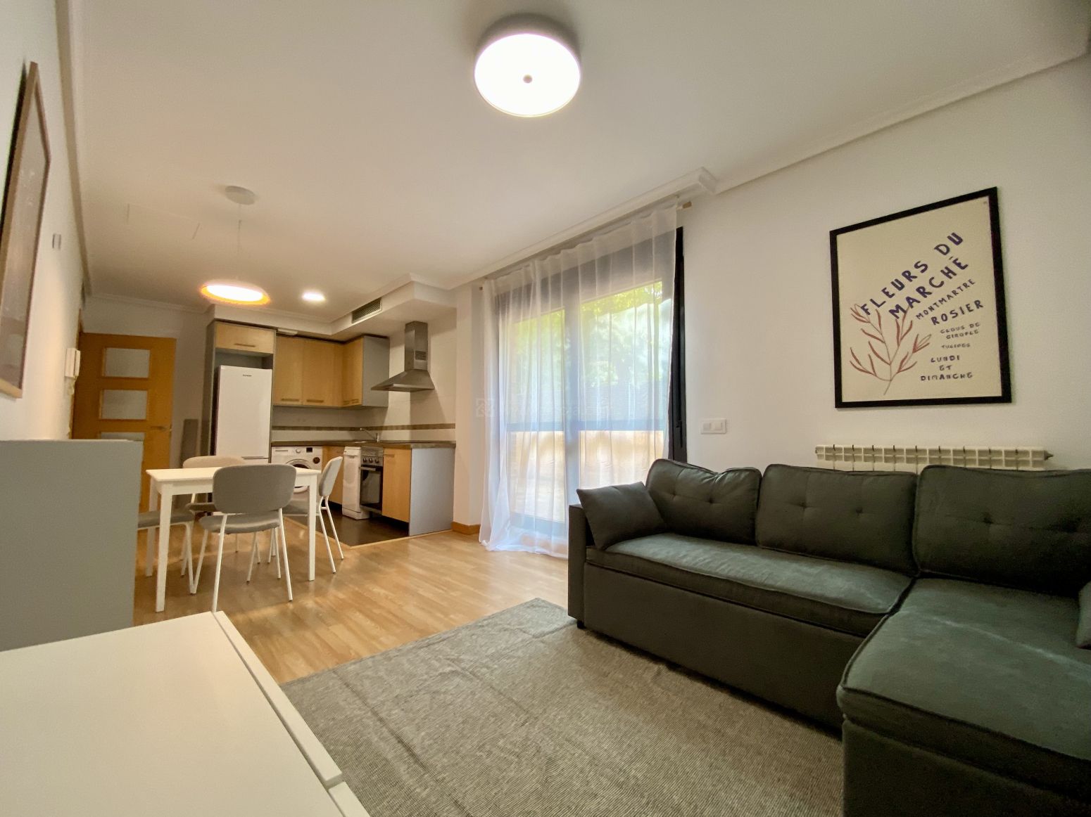 Living room of Flat to rent in Lardero  with Air Conditioner, Heating and Private garden