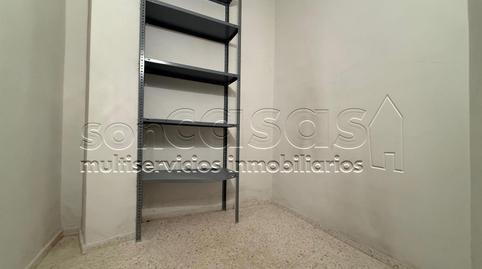 Photo 3 of Box room to rent in De Logroño, Casco Histórico de Barajas, Madrid