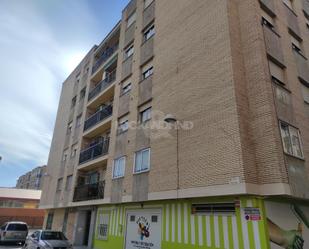 Exterior view of Flat for sale in Salamanca Capital  with Terrace and Balcony