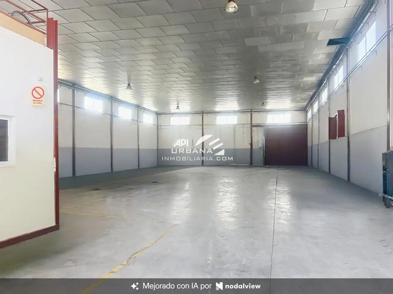 Nave industrial en venta en Lucena