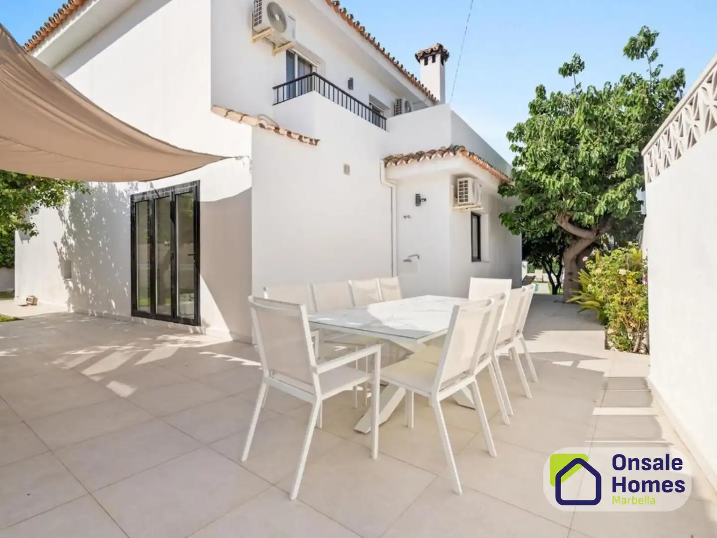 Terrassa de Casa o xalet en venda en Marbella amb Aire condicionat, Jardí privat i Terrassa
