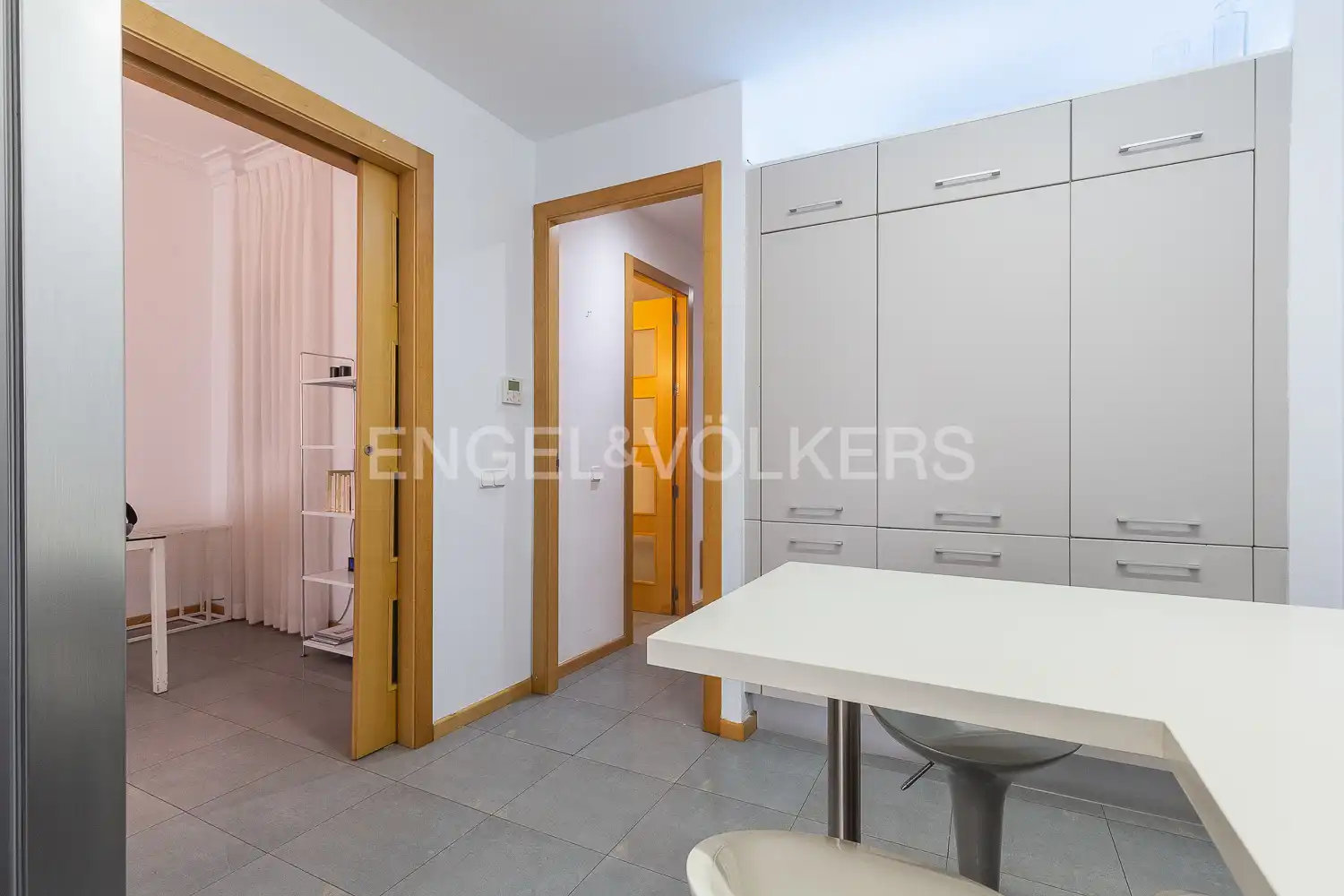 Kitchen of Flat for sale in Valencia  with Air Conditioner, Heating and Furnished