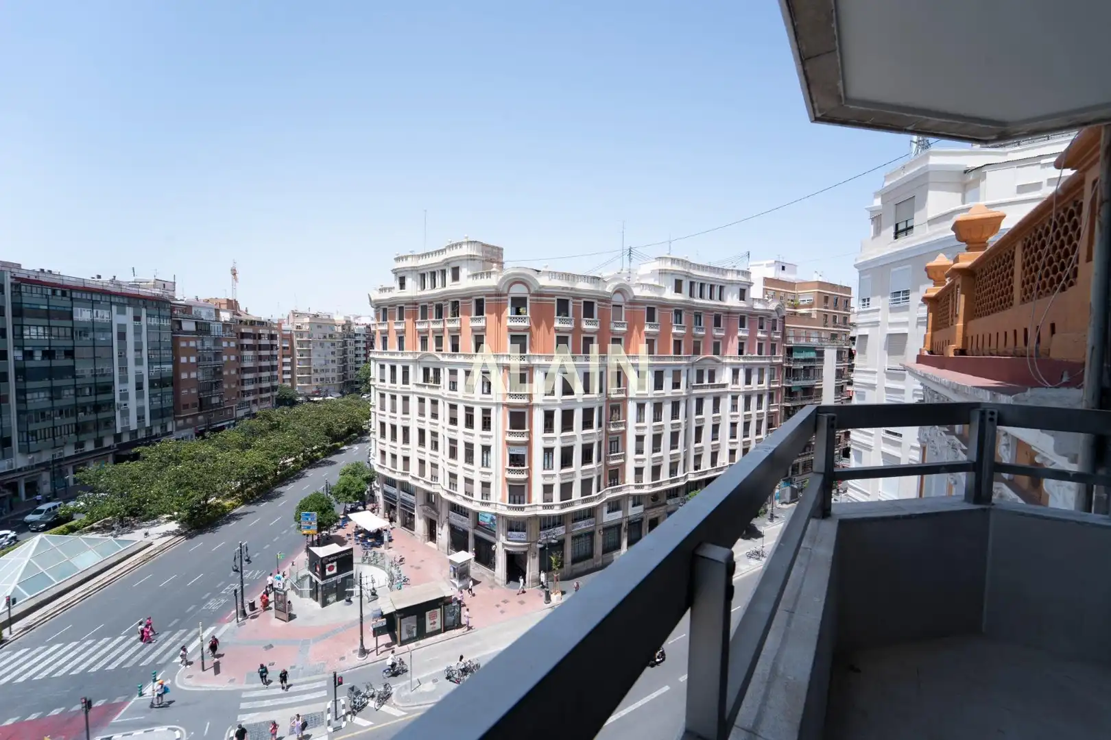 Vista exterior de Pis en venda en Valencia amb Aire condicionat, Calefacció i Traster