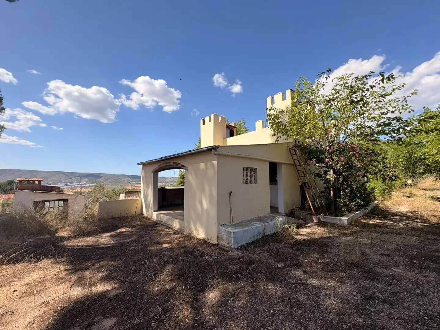 Vista exterior de Finca rústica en venda en Biar amb Terrassa