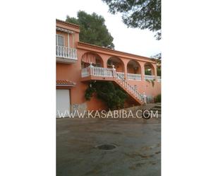 Vista exterior de Casa o xalet en venda en Alzira amb Aire condicionat, Terrassa i Piscina